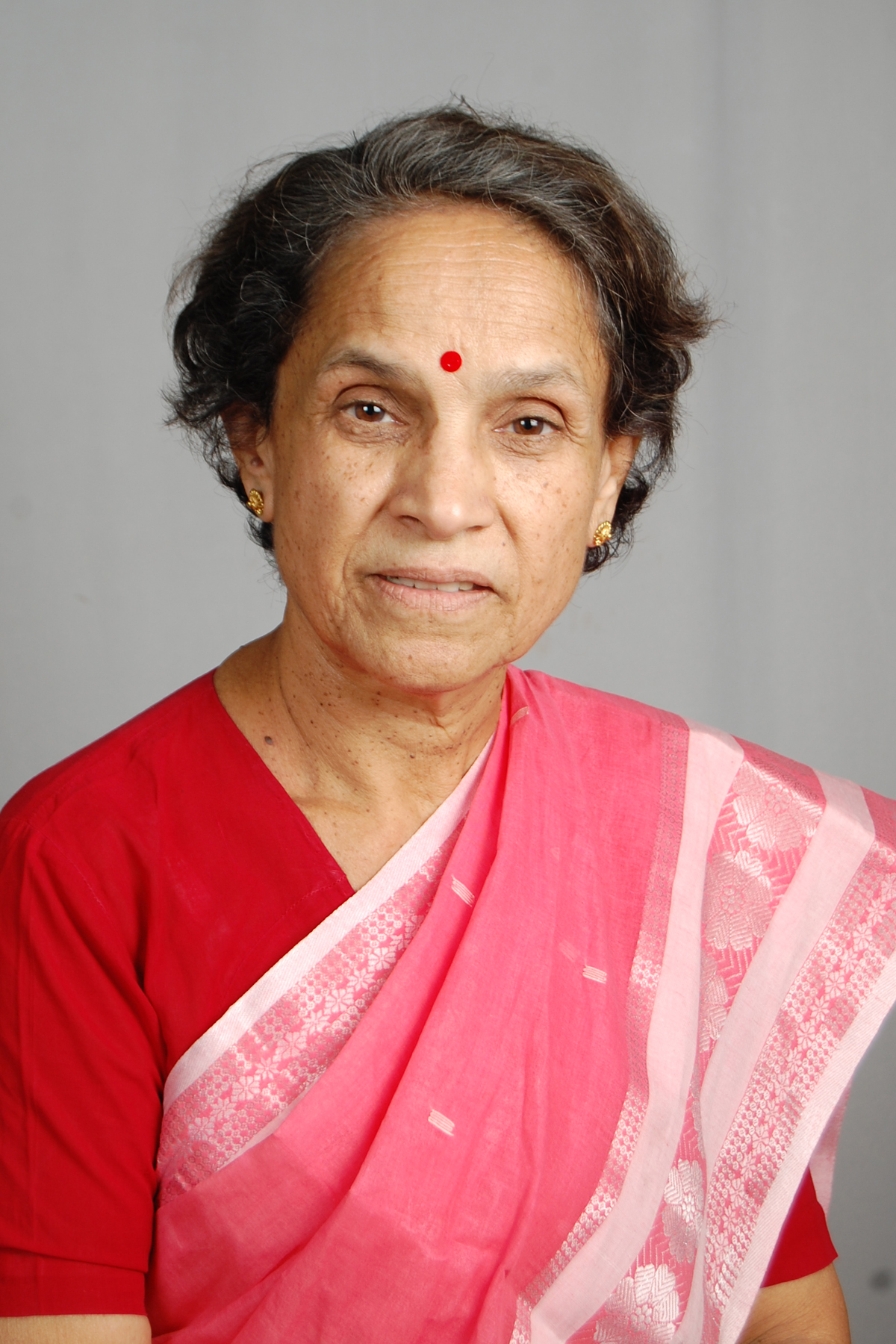 Veena Gavankar | वीणा गवाणकर